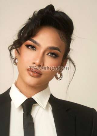 trans girl heyCelina 2496263