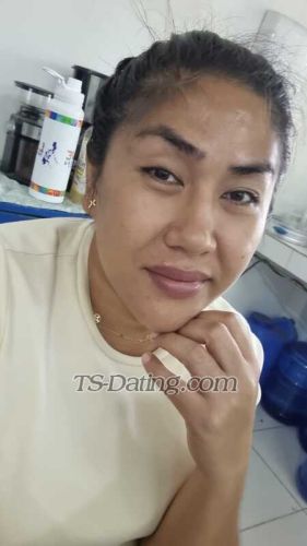 trans girl hotVersa 7723081