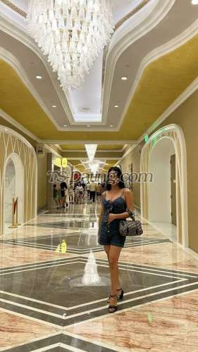 trans girl hugeCumTs 6620478