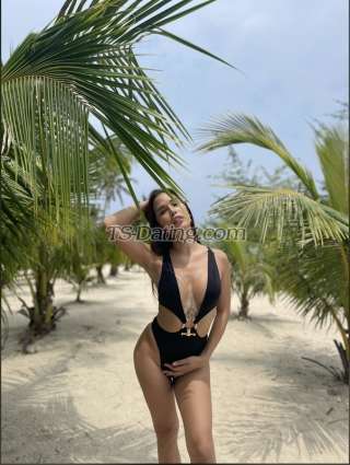 trans girl ILoveChloe 1951088