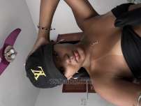 Ianinha Rio De Janeiro Transex 19 anos, ninfeta, morena travesti, carioca, gosto de conhecer lugares novos, viajar, praia, amo comidas e vinhos, sexo tem que ter prazer!