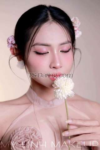 trans girl Ichosochi 1411405