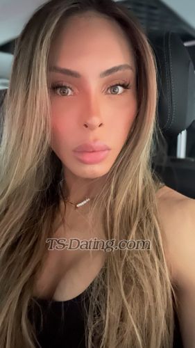 trans girl IsabelaXXL 8037401