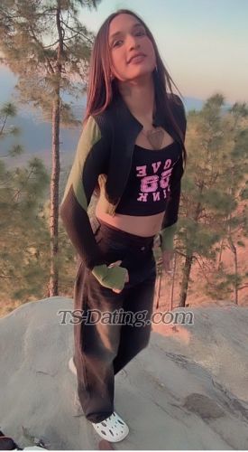 trans girl Isha19 0250554