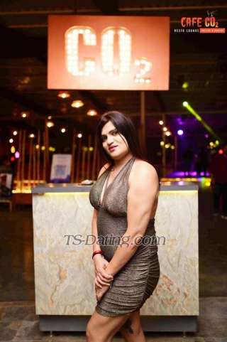 trans girl IshaniXXX 0765470