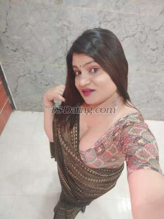 trans girl IshaniXXX 9068041