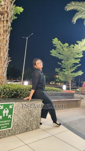 trans girl Ishikaaa 8301173