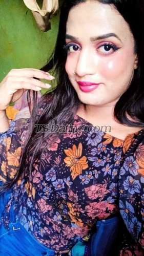 trans girl IsshaniQueen 3709457