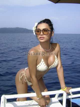 trans girl Itimhot 2119719