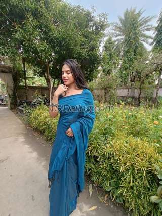 trans girl ItishaSarker 9657080