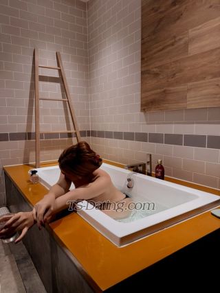 trans girl ItsPia 9696971
