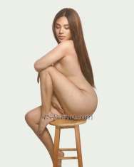 ItsmeDarlene Makati Transex El deseo más profundo de un caballero, darse el gusto de disfrutar de la feminidad y la belleza clásicas. Hola, soy tu querida Darlene, soy de Filipinas. Ya sea que quieras que sea tu chica buena o necesites que tome el control, estoy ansiosa por complacerte y no quiero nada más que cumplir todas tus fantasías. Podemos coquetear y conocernos con un café, cócteles o una cena. En una salida nocturna, puedes adornarte conmigo como tu dulce de brazo sirénica. Siente cómo la tensión aumenta y burbujea hasta que finalmente nos escabullimos de nuevo a puerta cerrada para aliviarla juntos. Si bien prefiero las citas más largas, me enorgullezco de ser fácil de conectar. Estoy segura de que podemos hacerlo sin importar cuánto o qué tan poco tiempo disfrutemos juntos. Espere salpicaduras de suaves abrazos en medio de estallidos de pasión ardiente. Cuéntame tus secretos y te llevaré más allá de tus límites mientras creo un Experimenta una experiencia más erótica que nunca. Tengo amplia experiencia y una mente muy abierta. Mis sesiones pueden ser intensamente sensuales, y mi encanto y buen humor te animarán a revelar tus secretos más oscuros. Prometo complacer todos tus fetiches y deseos. Hay muchas facetas de mí por explorar. Si bien puedo ser elegante, polifacética y... Bien hablado, también puedo ser serio y rudo o tonto y juguetón, o simplemente ser dulce, puedo ser dominante y ser sumiso y adorarte, yo también disfruto extremo Juegos fetichistas y de rol en público o en privado. Soy muy discreta y súper higiénica, y espero lo mismo. Así que si eres nueva... Fuera del trabajo siempre pido que empecemos tomándonos una ducha juntos o Piensa en mí como tu compañera de juegos soñadora, sencilla y con un lado salvaje. Ya sea para animar una salida o para subir la temperatura en privado, soy *muy* experta en hacerte pasar el mejor momento de tu vida. 😉 Date el salto y descubre por ti mismo lo maravillosa que es una noche conmigo.
