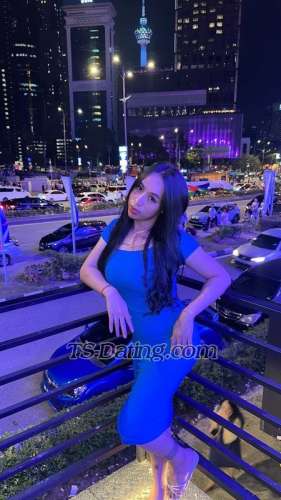 trans girl ItsmePoy 2418733