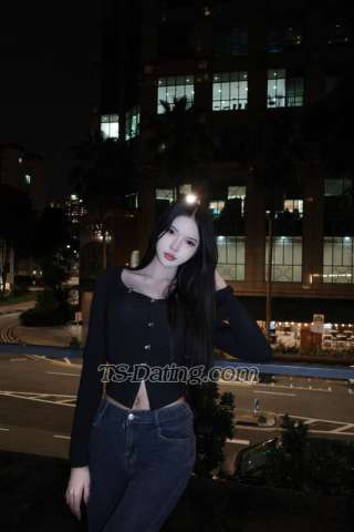 trans girl Ivybabe 8883001