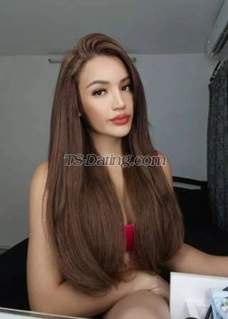 trans girl LISASARAWAK 6761468