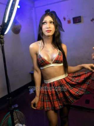 trans girl JJass 0281422