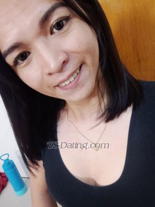 trans girl JamaeFajardo 8754360