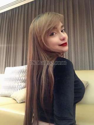 trans girl Janinekisses 6178025