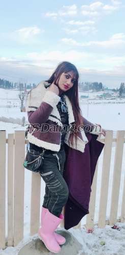 trans girl Jasleenkaur 8309028