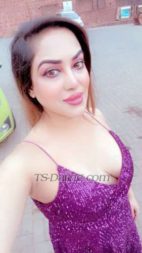 trans girl Jenifarccu 1711762