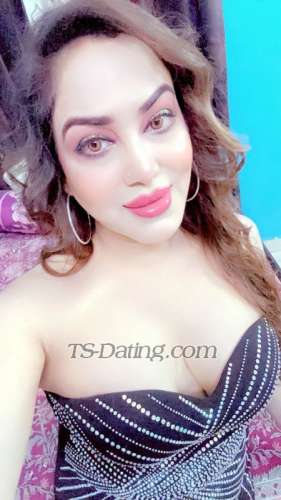 trans girl Jenifarccu 1711786