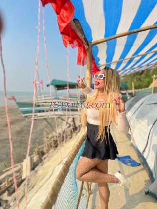 trans girl Jenniferwhit 4481786