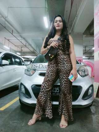 trans girl Juanda 1708728