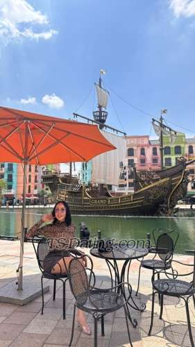 trans girl JuicyAliyah69 2048324