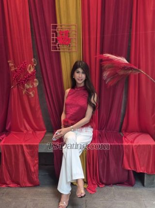 trans girl jesslynwongso 8907896