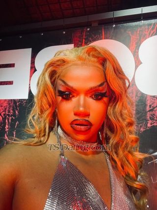 trans girl KELLYcd 9192499