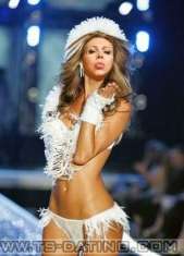 KHRISTIANE Lyon Transex bonjour je m'appelle khristiane porto une  ravisante blonds.
Cher client, je vous demande de il bien faire attention à mon. Annonc bie. 
Je vous reçois dans une cadre discret et propre,donc je attendre de vous le même, et de respecté le horaires dé RDV, il faut appeler une demi heure avons pour le rdv ,que j'ai le temps de prépare pour vous reçoit. 
je suis une escort trans pas une machine,et j'espère que vous cherchez aussi une belle créature que vous attendez en tenue sexy, sois en robe au lingerie sexy ,pour partager de moment chaud. 
je suis active et passive avec une sexe de 20cm réel. ,je vous propose de moment de préliminaires, câlins, caresses,69 etc... 
Mes cher jeunes débottent vous aussi je reçois avec le même prestation , tout jour dans le respect de chacun. 
je parle et comprendre bien le français pour vous répondre votre question , donc cette vous cherchez une escort VIP disponible pour moments intimes au pour voyager,shopping,dîner tête a tête, bien-sûr dans le respect de mes prestations de escort trans, ,
Je ne réponds pas  de e-mail et ne pas de sms,non plus de numéro masqué.