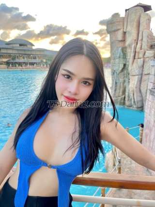 trans girl Arissara19 1890408