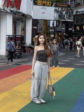 trans girl Kamonrat 0933998