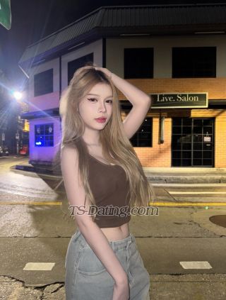 trans girl Kamonrat 9750728