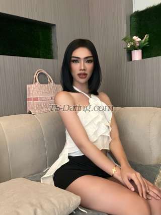 trans girl KantinanArt 2736681