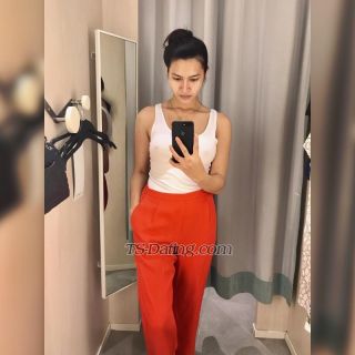 trans girl Karapornstar 7266131