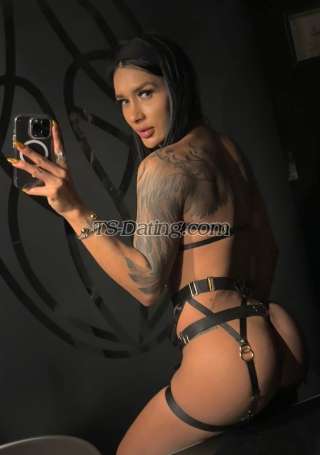 trans girl KatalindaHot 8006104