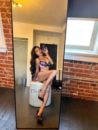 trans girl Katrinbella 1542741