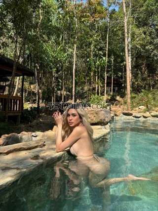 trans girl Kazzie 2978508