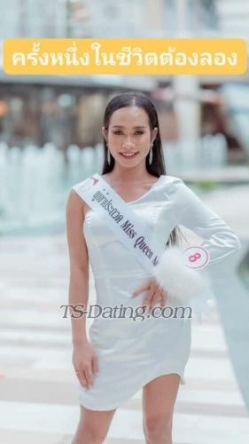 trans girl Keeratipat 8807631