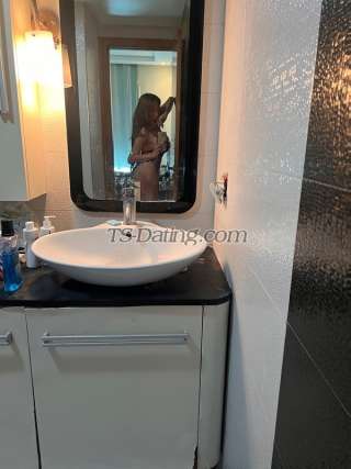 trans girl PleasureGiver 1213458