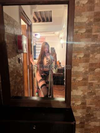 trans girl PleasureGiver 1772676