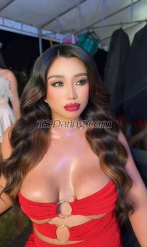 Shemale-Khayemesias-9809428