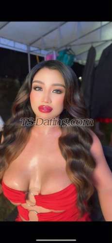 trans girl Khayemesias 9905126