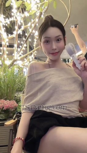 trans girl Khiem1503 8262108