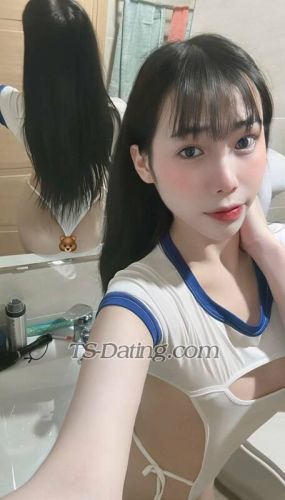 trans girl Khiem1503 9881004
