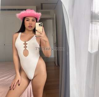 trans girl Khloe 2503079