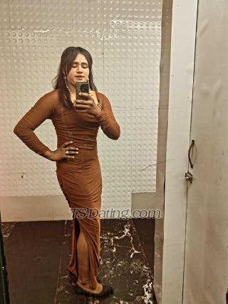 trans girl Kiara9320051 0462411