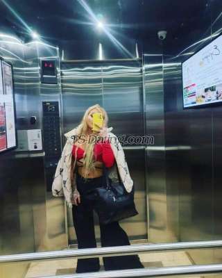 trans girl KimEscobar 0403447