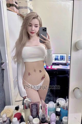 trans girl KimVivi 3991422